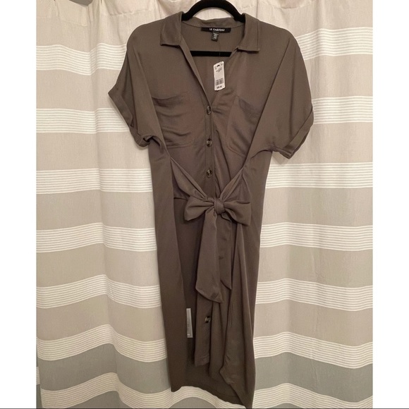 Soft and silky tie-up/button-up dress - Size Small - Picture 3 of 5